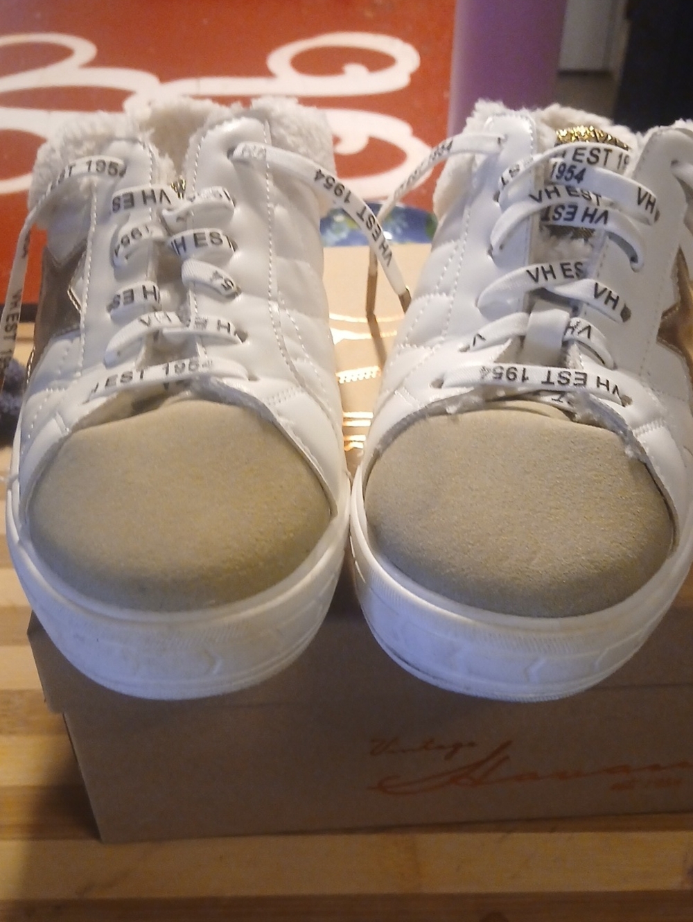 Womens Vintage Havana Size 8 Sneakers